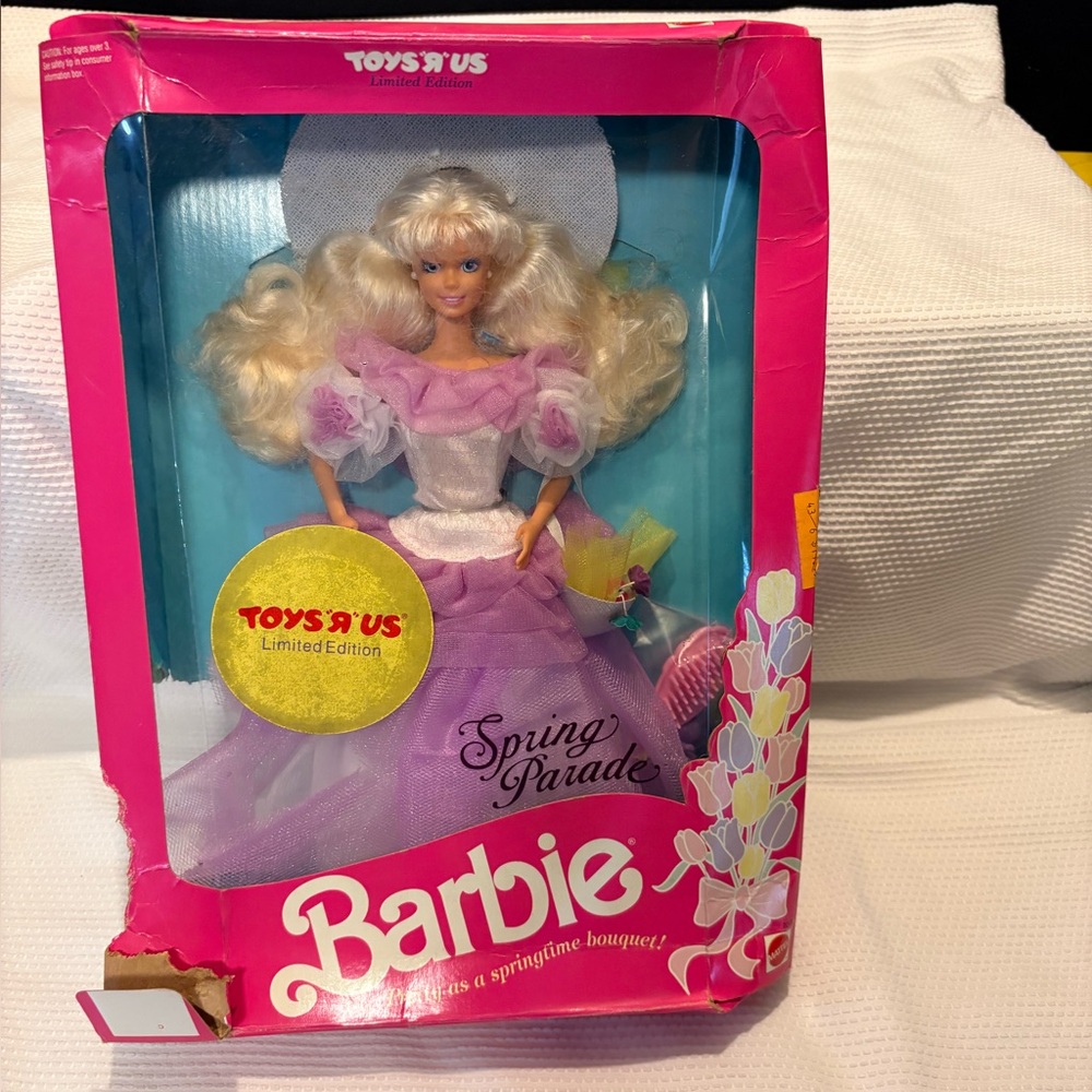 Barbie Toys R Us Limited Edition Spring Parade Barbie Doll 1991 BOX HAS DAMAGE